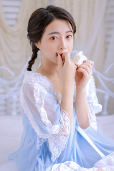 年轻的嫂子手机在线观看